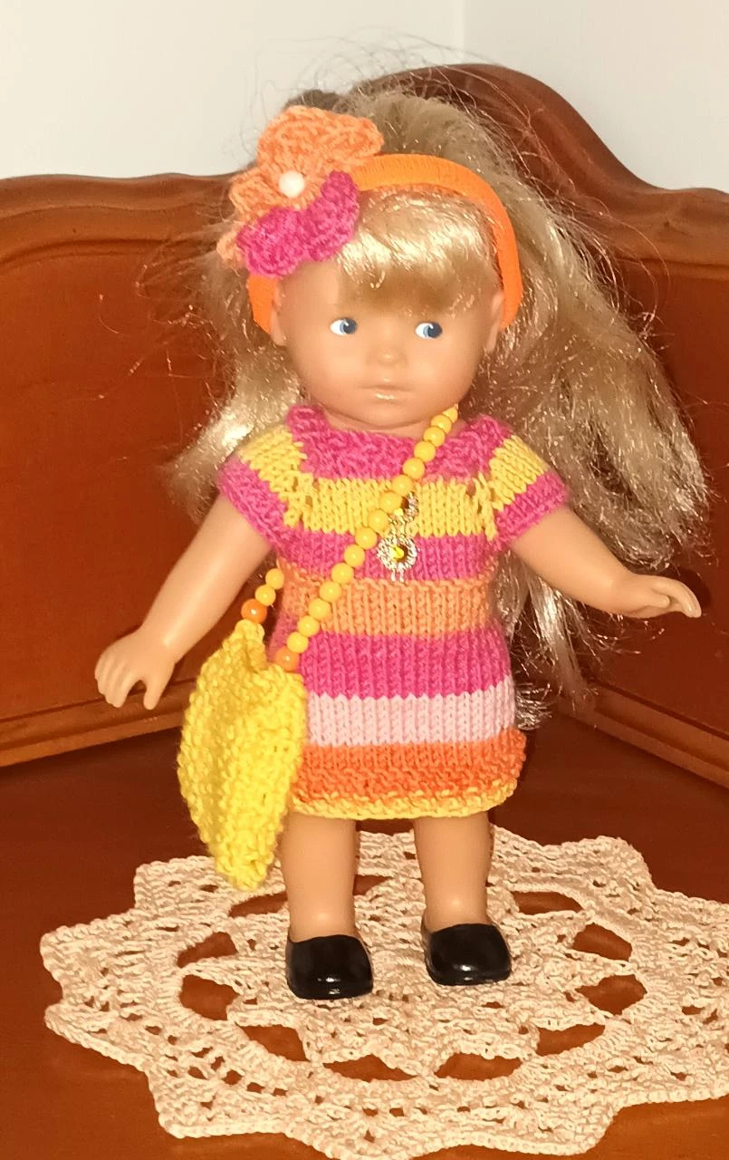 vêtements poupée Mini corolline de 19/20 cms